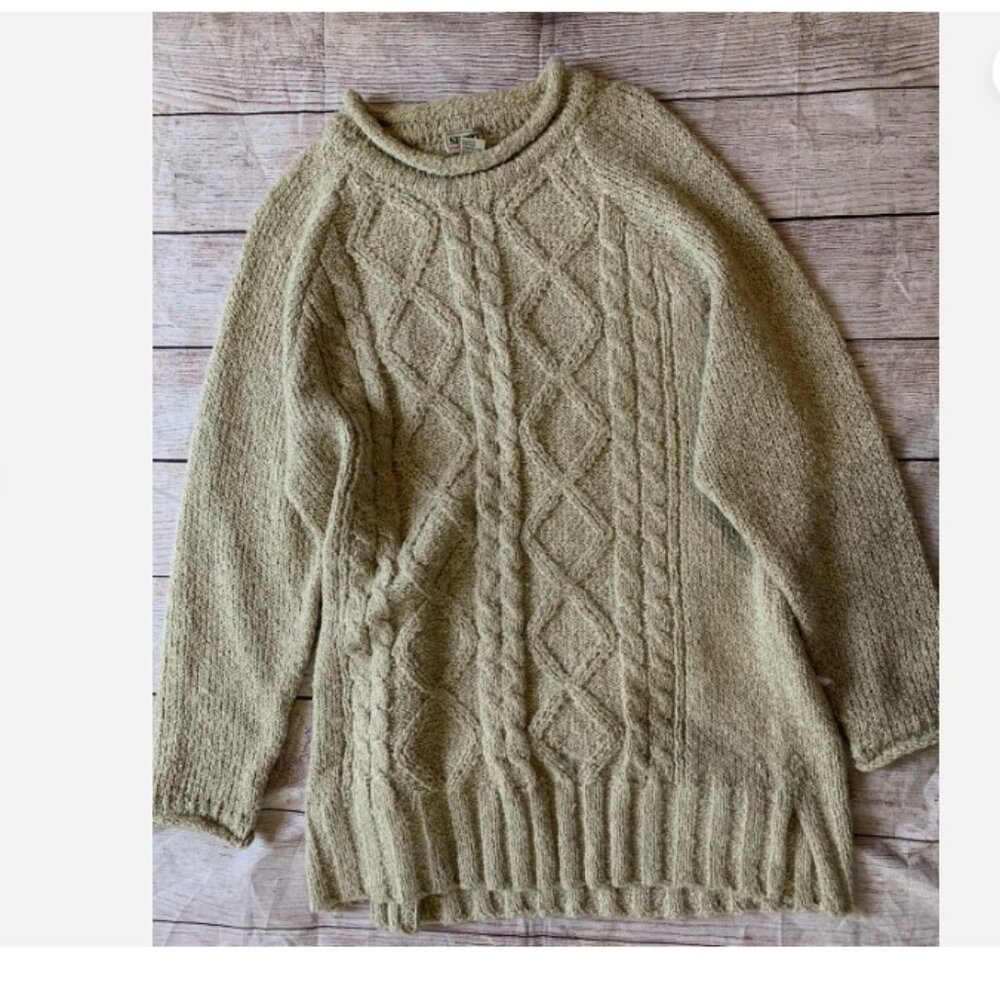 Vintage Women's Cable Knit Sweater